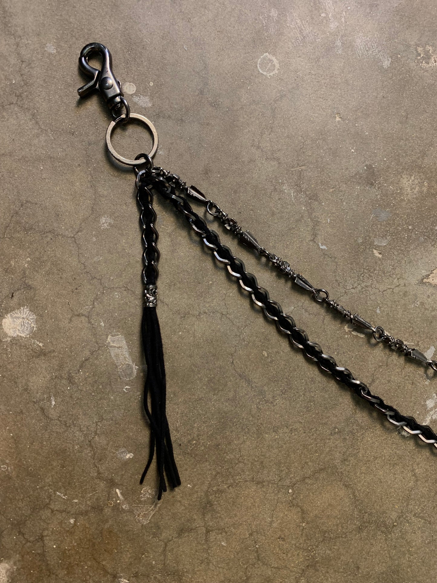 Schlussel Tassel Wallet Chain