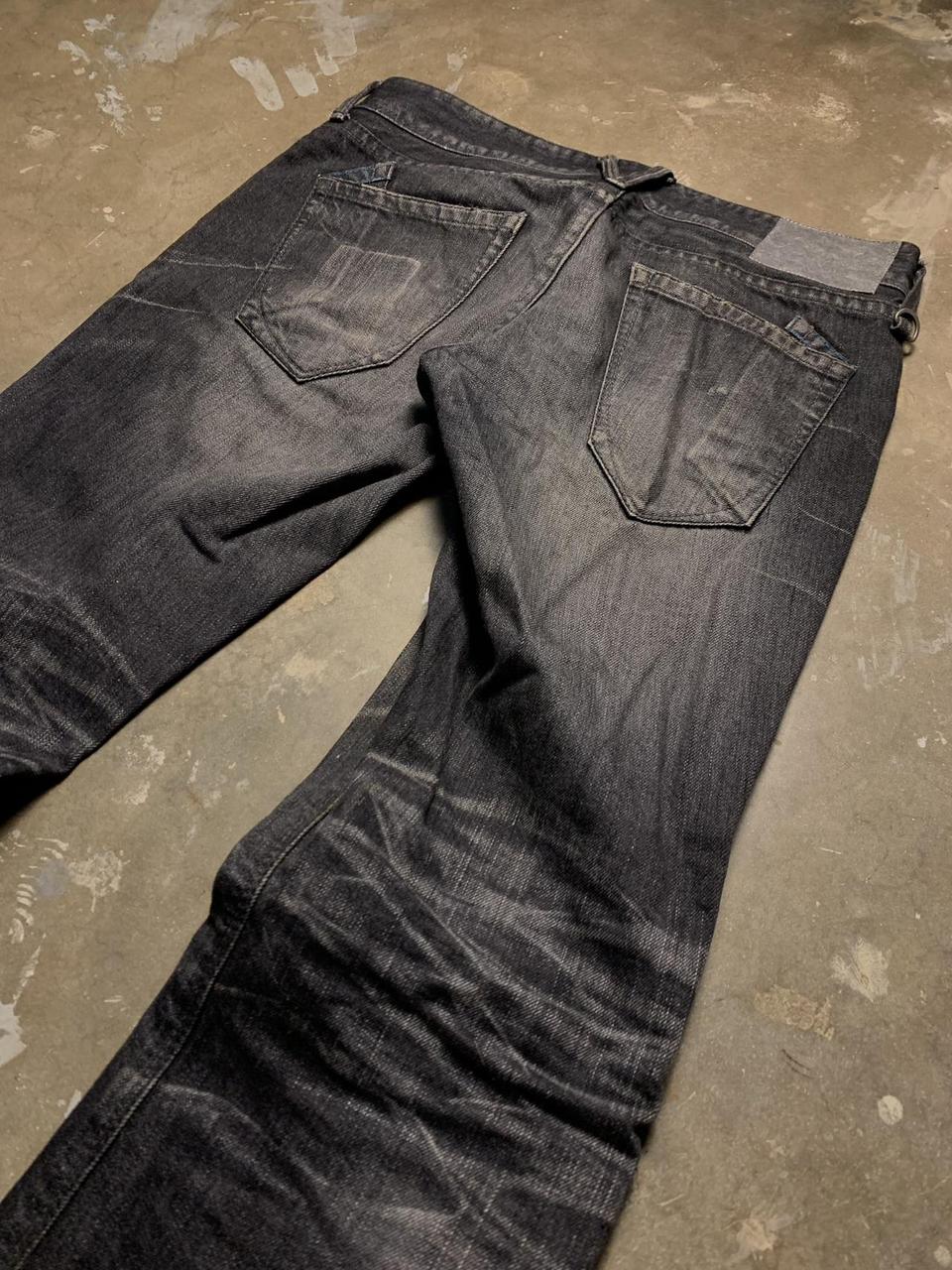 VANQUISH Faded Flared Jeans